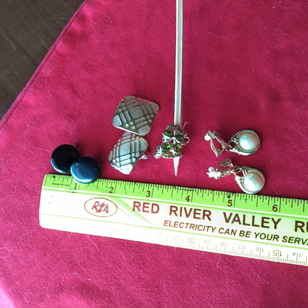 Vintage clip on earrings